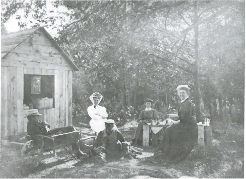 Family photo at Old Brewery Bay